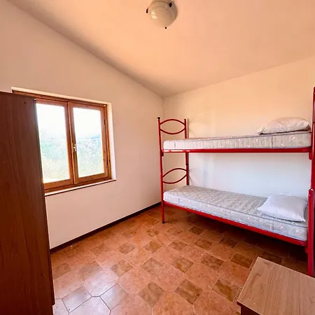 Trilocale A 900mt Dalla La Cinta * 산테오도로
