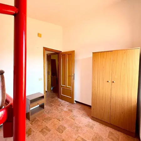 Trilocale A 900mt Dalla La Cinta *