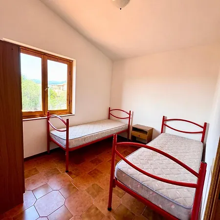 Trilocale A 900mt Dalla La Cinta Tatil Evi