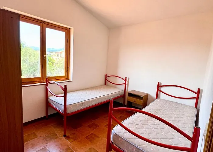 Trilocale A 900mt Dalla La Cinta Nyaraló
